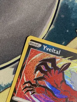 Yvetal 046/072 Amazing Rare Holo Shining Fates NM- Pokemon TCG - Image 5