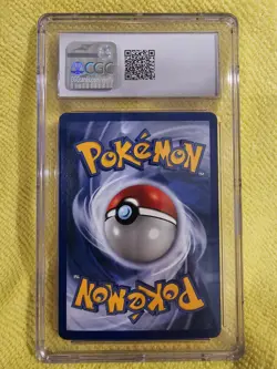 Pokemon Fossil Hitmonlee 7/62 CGC 8 - Image 2