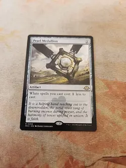 Pearl Medallion Modern Horizons 3 MTG NM - Image 1