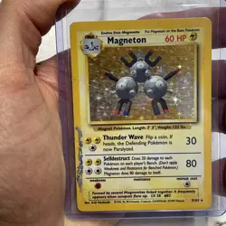 Pokemon TCG Magneton Base Set Holo Rare Card 9/102 MP Vintage WOTC Nintendo Vtg - Image 1