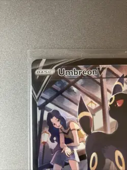 Pokemon Umbreon v TCG Trainer Gallery Ultra Rare TG22/TG30 Brilliant Stars - Image 2
