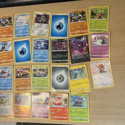 Pokemon 33 Card Bundle TCG 100% genuine Pokemon Cards - Image 3