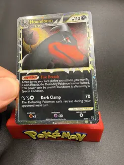 Pokemon TCG Houndoom Prime Undaunted Holo Card 82/90 NM CLEAN Condition-e - Image 2