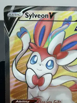 Pokemon Sylveon V 183/203 Full Art Evolving Skies NM Ultra Rare Holo - Image 2
