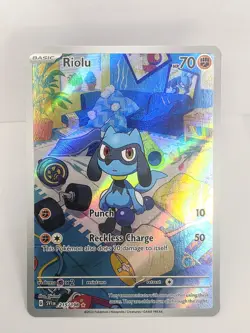 2023 Pokemon Riolu 215/198 SV01 Scarlet & Violet Illustration Rare Full Art Holo - Image 1
