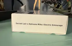 MTG Secret Lair x Hatsune Miku: Electric Entourage ENGLISH Sealed - Image 1