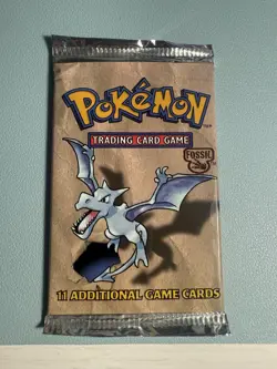 Pokemon Fossil Booster Pack Wizards of the Coast 742818060714 - Image 1