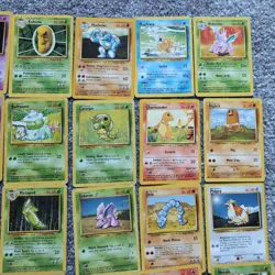 Original 1999 Pokemon 46 different base Pokemon, energy and trainer cards - Image 3
