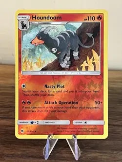 POKEMON HOUNDOOM 46/214 REVERSE HOLO RARE LOST THUNDER LP - Image 2