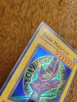 Dark Magician 1st Edition - Super Rare - Yugioh Card Holographic Card VLP - Image 2