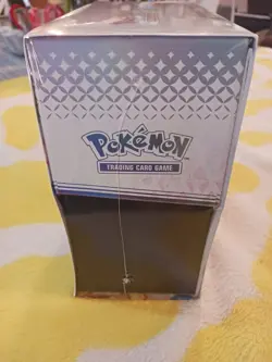 POKEMON Scarlet & Violet Prismatic Evolutions Elite Trainer Box, Sealed NEW - Image 5
