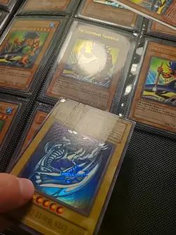 Konami Yu-Gi-Oh! TCG Blue-Eyes White Dragon Ultra Rare SDK-001 Unlimited - Image 5