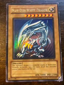 Yugioh Blue-Eyes White Dragon SDK-001 Ultra Rare HP - Image 1