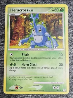 Pokemon TCG Heracross Diamond & Pearl 28/130 Regular Rare MP - Image 1