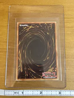 Yugioh! Blue-Eyes Ultimate Dragon (Purple) GLD1-EN028 Ultra Rare 1996 - Image 2