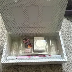 Pokemon Scarlet & Violet 151 Ultra-Premium Collection Mew Box - Image 2
