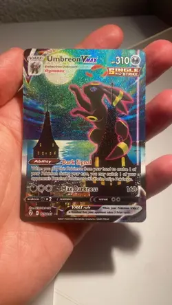 Umbreon VMAX 215/203 Pokemon Evolving Skies - Image 1