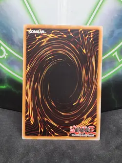 Yugioh Blue-Eyes White Dragon SBC2-ENB02 Prismatic Secret Rare 1st Edition NM - Image 2