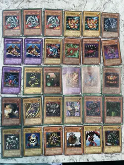 Yu-Gi-Oh! Vintage Lot 235 Cards Some 1st Edition Holos Rares W/ Gold Tin HP-LP - Image 2