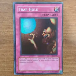 Yu-Gi-Oh! Trap Hole LOB-058 Super Rare 1st Edition Konami English Card - Image 1