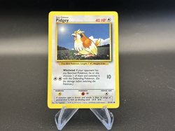 Pidgey - 57/102 Base Set - Pokemon TCG - 1999 - Image 1