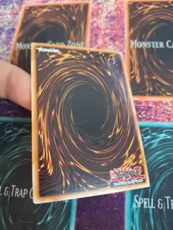 Yugioh Blue-Eyes Ultimate Dragon PGLD-EN055 Gold Secret Rare 1st Edition NM - Image 4