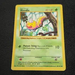 Pokemon Weedle 069/102 Base Set Shadowless Regular English 1999 Common 40 HP - Image 1