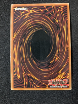 Yu-Gi-Oh! - Celtic Guardian LOB-007 Original Print Unlimited Super Rare NM - Image 2
