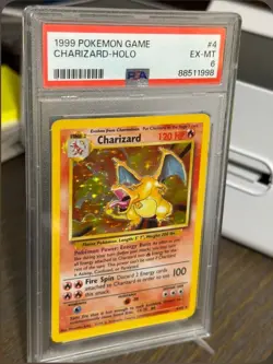 Pokemon TCG Charizard Base Set 4/102 Holo 1999-2000 - Image 1