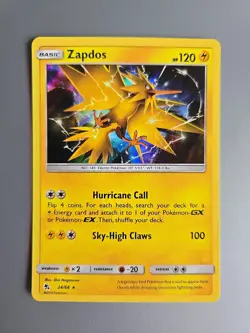 Zapdos 24/68 Hidden Fates NM POKEMON Holo Rare - Image 1
