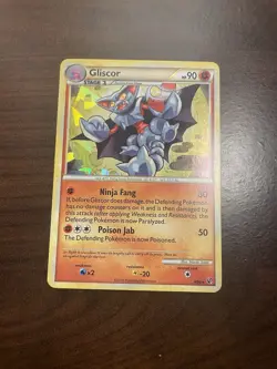 Pokemon Gliscor 4/90 Undaunted Holo near mint - Image 1