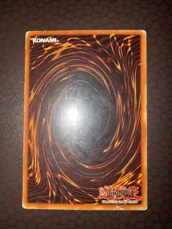 Yu-Gi-Oh! Dark Magician - LOB-005 - Ultra Rare- Unlimited Damaged! - Image 3