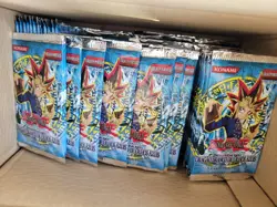 Box of 100 Yugioh Legends of Blue Eyes 1st edition Booster Packs LOB 2002 (Pt) - Image 2