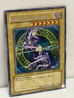 Dark Magician (Dark Duel Stories) DDS-002 Yu-Gi-Oh! Secret Rare #2 - Image 2