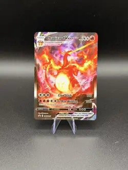 Charizard VMAX SWSH261 SWSH: Sword & Shield Promo Card Holo - Image 1