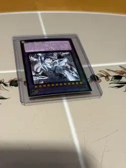 Yu-Gi-Oh! Dragon Master Magia 1st Edition Prismatic Ultimate Rare - Image 3