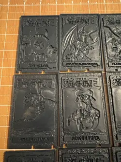 YU-GI-OH PLASTIC TRADING CARD 1996 BLUE BLACK LOT OF 17 VINTAGE - Image 2