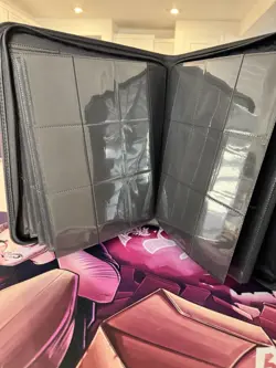 Vault x Fire Red 12-Pocket Exo-Tec Zip Binder 480 Side Loading Cards - Image 2