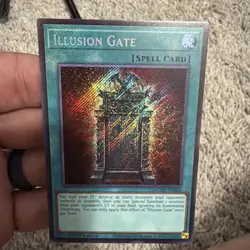 Yugioh Illusion Gate MZMU-EN023 Secret Rare 1st Edition NM - Image 1