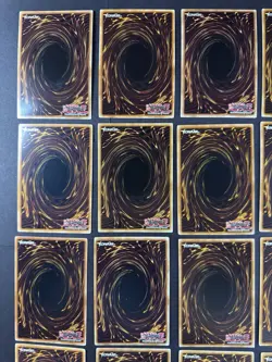 Yu-Gi-Oh! TCG - Lot of 30 Cards - LP to MP - All HOLOS - Image 4