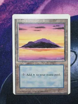 Miscut 1x Island Basic Land 4th Edition MTG Magic Gathering Error Misprint - Image 1