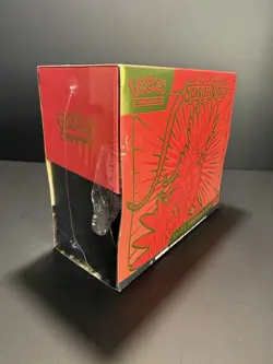 Pokemon TCG Scarlet & Violet Elite Trainer Box - Koraidon *Small Rip In Plastic* 820650853418 - Image 2