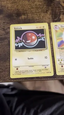 Pokemon TCG Vintage Card Lot Voltorb 67/102 Electrode 21/102 & 18/64 WOTC 1999 - Image 2