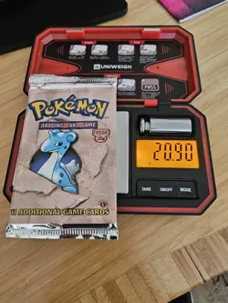 Pokemon Fossil 1st Edition Booster Pack! HeavyU 20.90g - Image 1