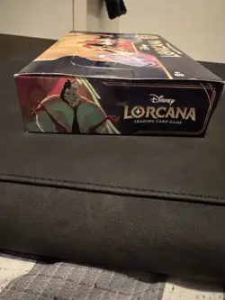 Ravensburger Disney Lorcana: The First Chapter Booster Box 24 Packs Mickey Mouse - Image 3