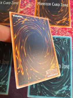 Yu-Gi-Oh! TCG Man-Eater Bug LOB-108 Super Rare Unlimited Near Mint a1/ - Image 4