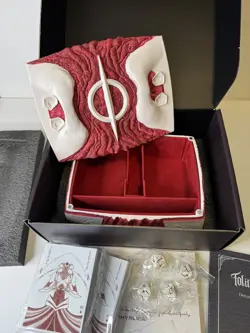 Behold New Phyrexia! Beadle & Grimm's MTG Deckbox, Dice, Sleeves, Guide. No Card - Image 4