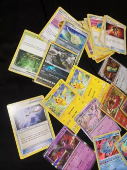 Pokemon Cards Lot W. Holos 190+ Cards - Image 2