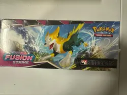 Pokemon TCG: Sword & Shield - Fusion Strike Build and Battle (Display Box of 10) - Image 2