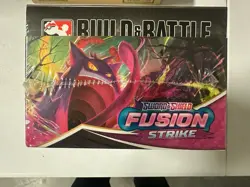 Pokemon TCG: Sword & Shield - Fusion Strike Build and Battle (Display Box of 10) - Image 3
